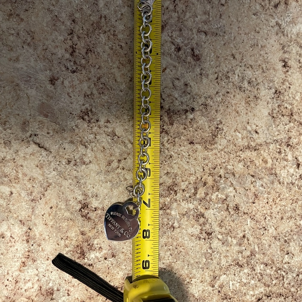 Tiffany & Co. Silver XL Heart Bracelet - Picture 4 of 5
